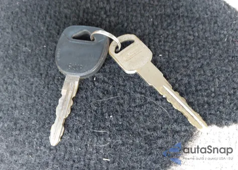 2005 Chevrolet Silverado 1500 Work Truck from USA, damaged, VIN 1GCEC14X75Z145436